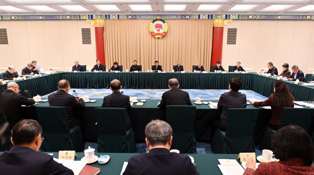 全國政協召開雙周協商座談會 圍繞鞏固和完善農村基本經營制度協商議政 王滬寧主持